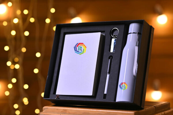 Festive Gift Hamper - Image 2